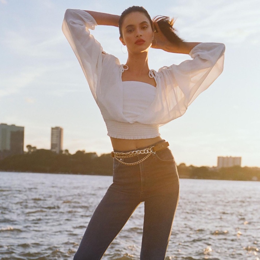 ANTHROPOLOGIE White Sheer Peasant Top